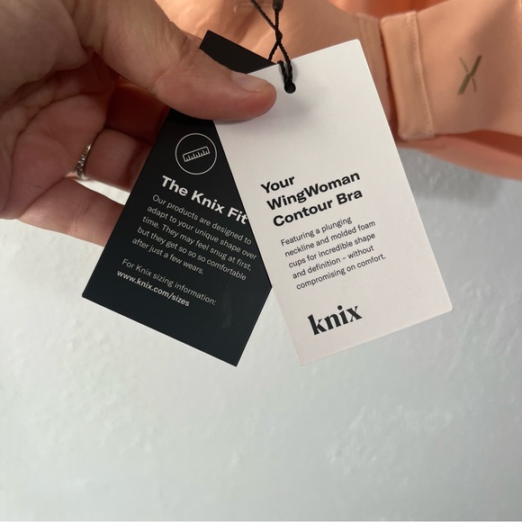 NWT Knix wingwoman contour bra in Seashell  size 8/40DD - Picture 3 of 6